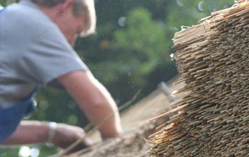 professional Ceann A Deas Loch Baghasdail thatchers